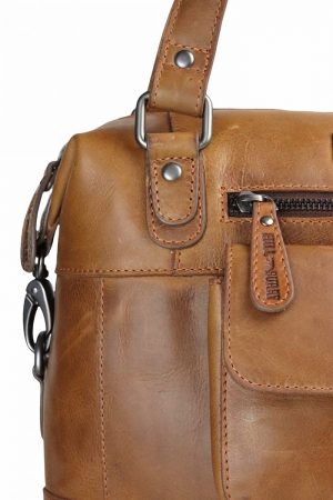 lædertaske, taske i læder, dametaske, bruntaske, læder taske i brun, crossover, skuldertaske, læder skuldertaske