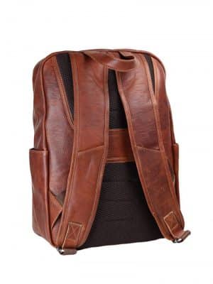 Rummelig rygsæk i læder, læder rygsæk, læderrygsæk, arbejdstaske, computertaske, taske til computer, håndbagage, taske til håndbagage, kabinebagage, skoletaske, studietaske