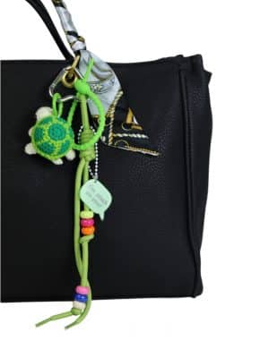 bag charm med hæklet skildpadde. bag charm crochet, bag charm hæklet, hæklet taskepynt, taskepynt,