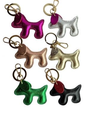 Bag charm med lille hund, hundetaskepynt, taskepynt med hund, taskepynt, bag charm,. accessories til taske, nøglering, nøglering med pynt