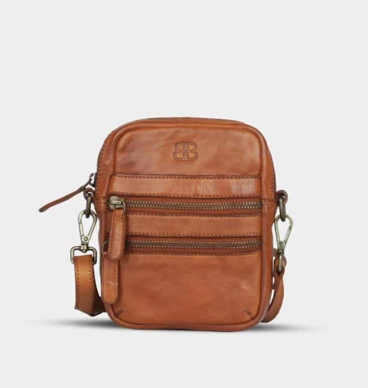 Screenshot lille crossbody taske, læder taske, lædertaske, lille lædertaske, crossbody taske i læder