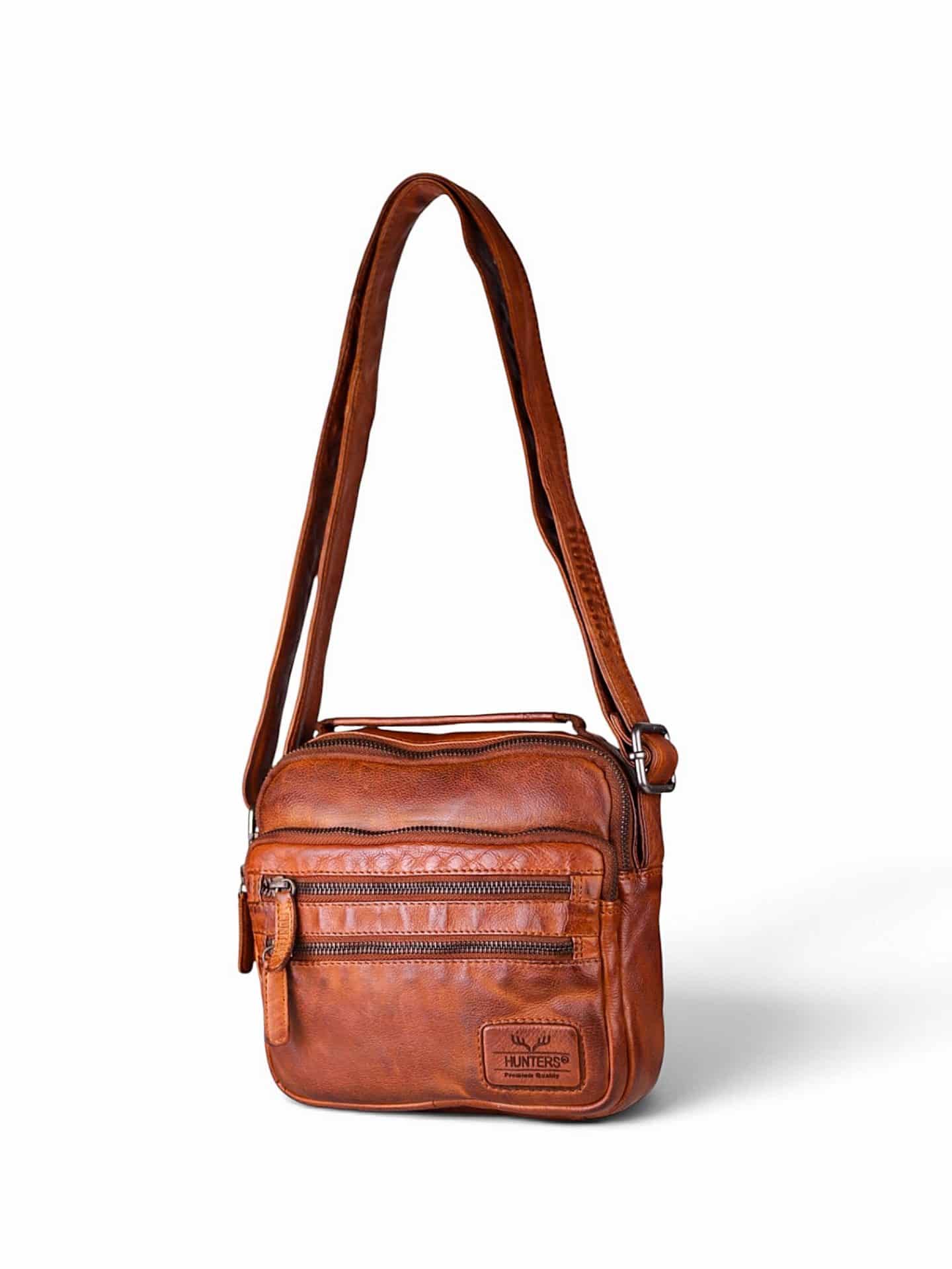 Photoroom_20260915_113533 crossover taske i vasket læder, crossbody taske i vasket læder, lædertaske med lang rem, lille skuldertaske i læder, unisex taske i læder, herretaske i læder, dametaske i læder